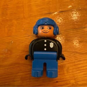 Lego Duplo Helmet Policer Officer Minifigure